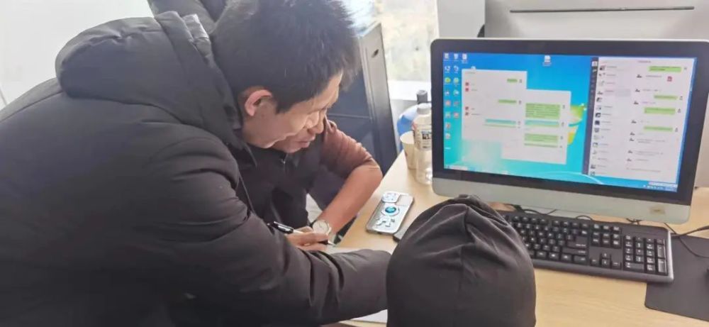 电信诈骗团伙最新动向揭秘，小巷神秘小店背后的欺诈真相探索